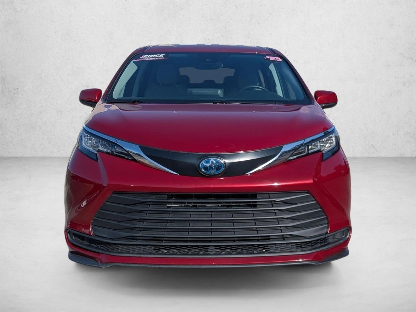 2023 Toyota Sienna LE FWD 8-Passenger (Natl)