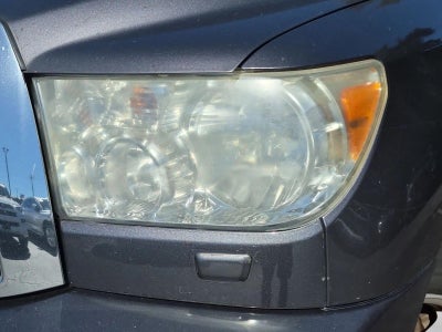 2016 Toyota Sequoia RWD 5.7L SR5 (GS)