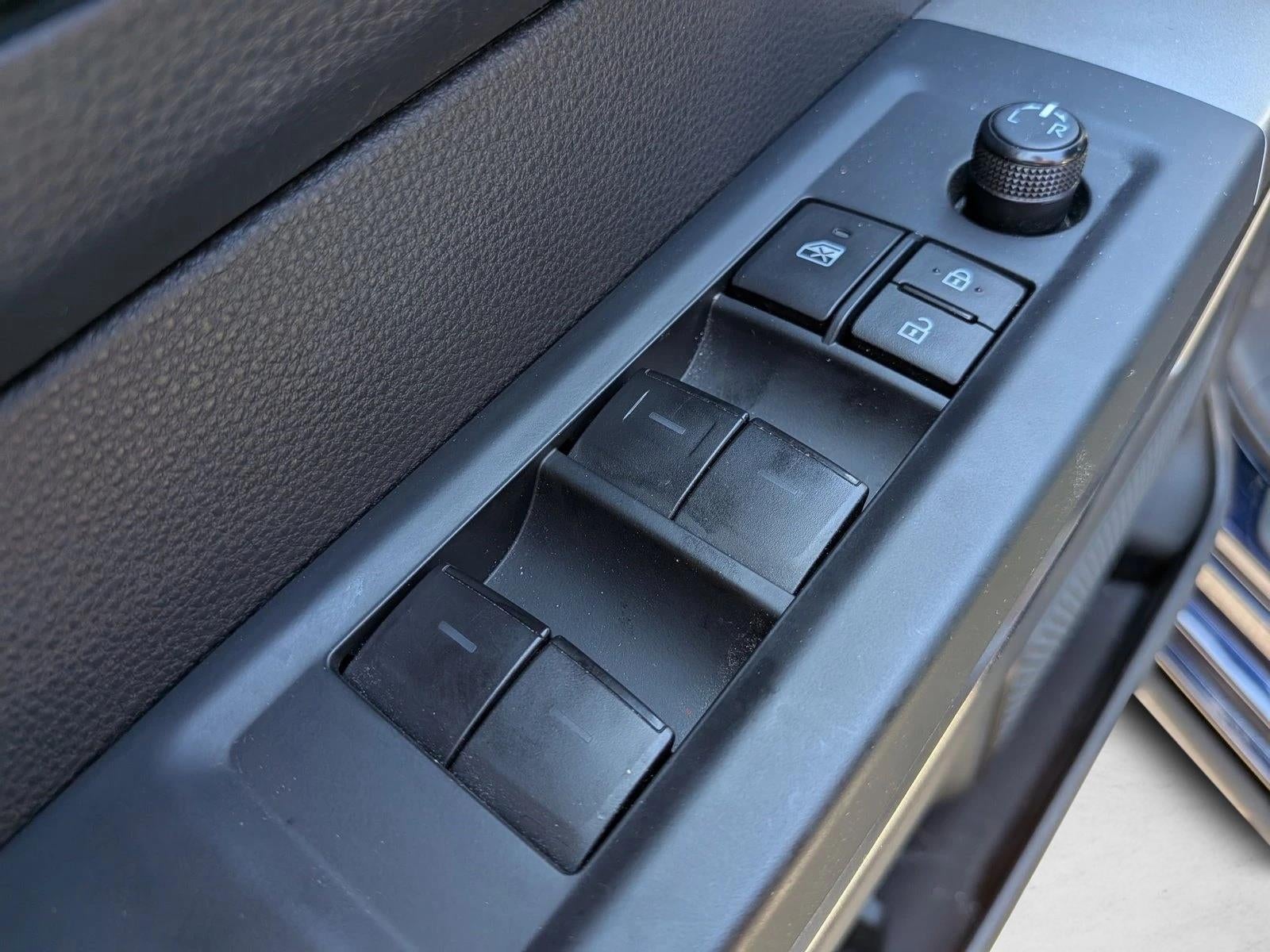 2025 Toyota Tundra 4WD 4WD SR5 CrewMax 5.5' Bed (SE)