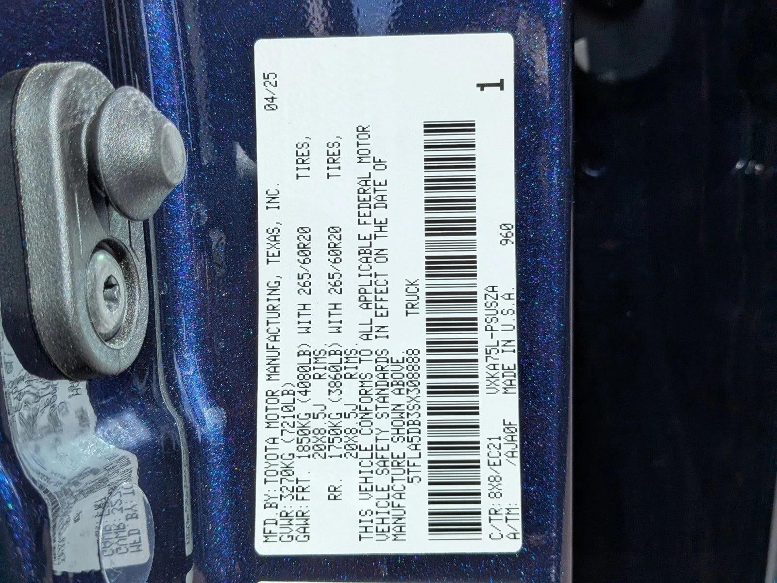 2025 Toyota Tundra 4WD 4WD SR5 CrewMax 5.5' Bed (SE)