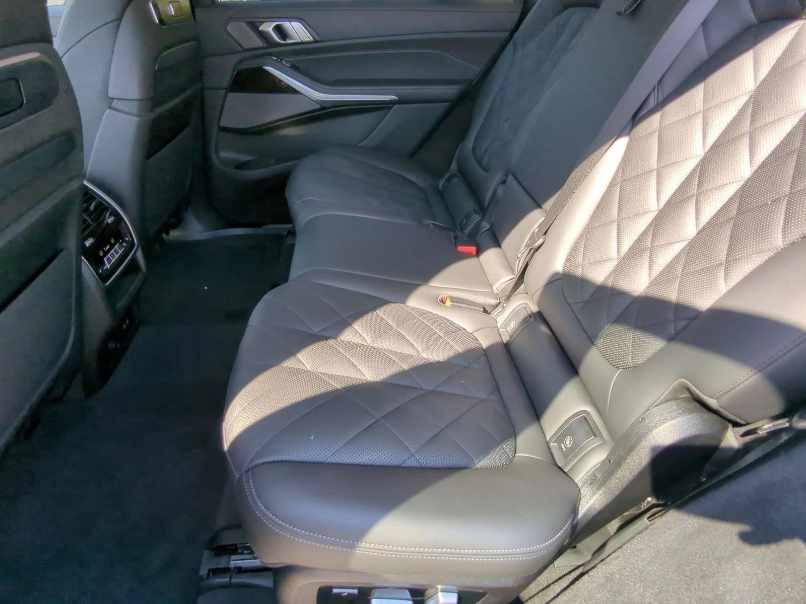 2024 BMW X7 xDrive40i Sports Activity Vehicle