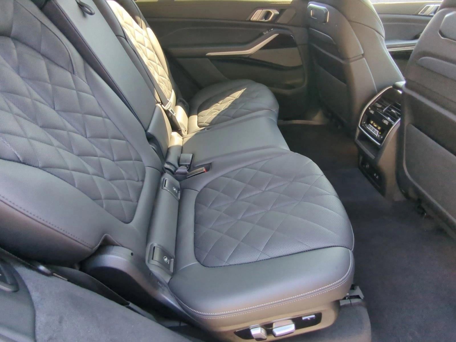 2024 BMW X7 xDrive40i Sports Activity Vehicle