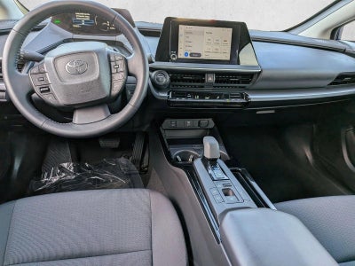 2025 Toyota Prius LE (Natl)