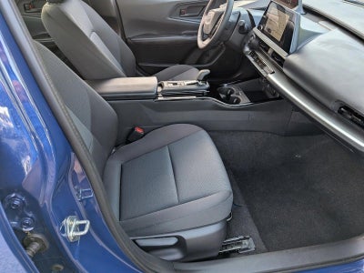 2025 Toyota Prius LE (Natl)