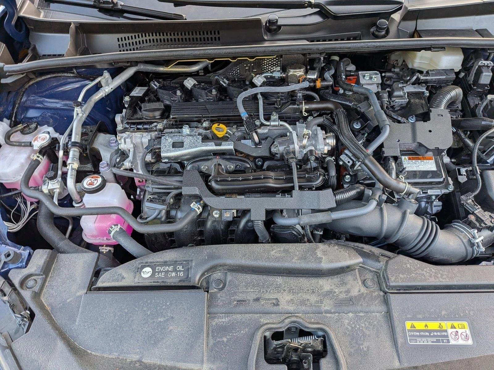 2025 Toyota Prius LE (Natl)