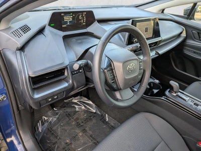 2025 Toyota Prius LE (Natl)