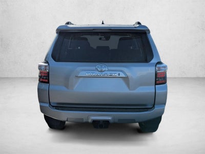 2024 Toyota 4Runner SR5 2WD (Natl)