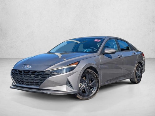 2023 Hyundai ELANTRA SEL IVT
