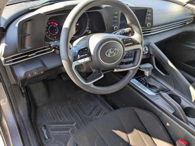 2023 Hyundai ELANTRA SEL IVT