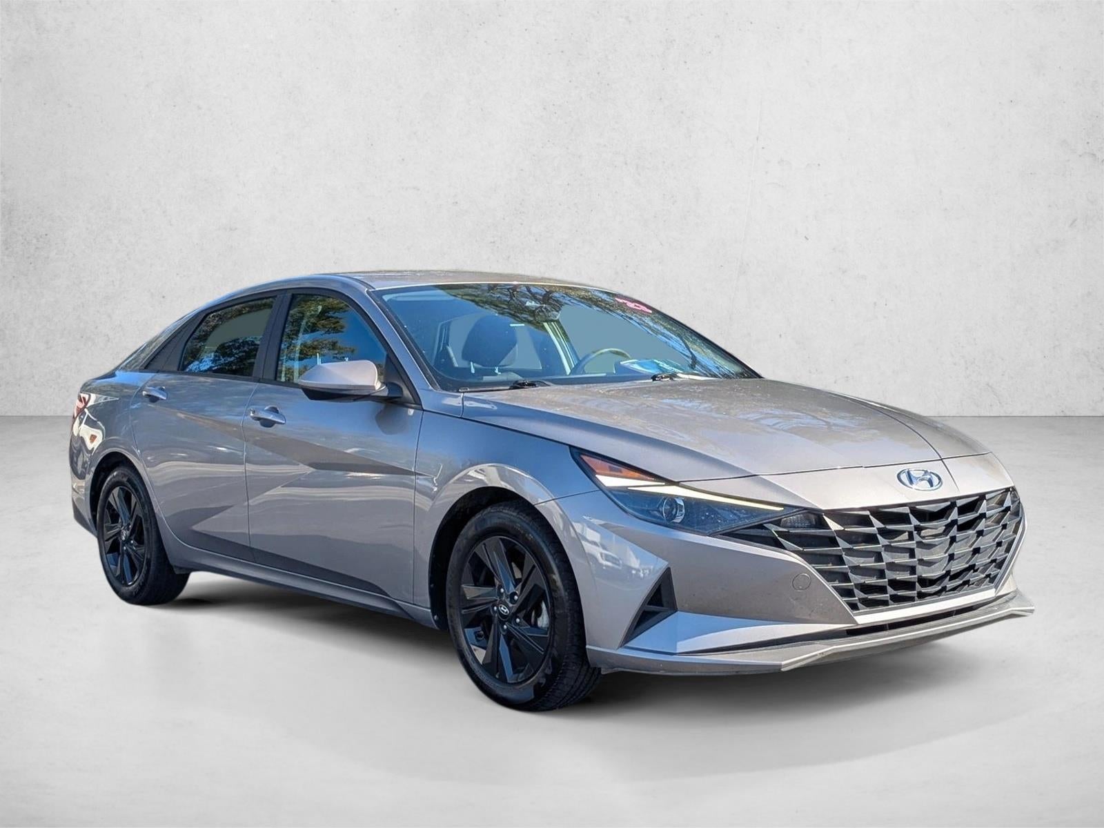 2023 Hyundai ELANTRA SEL IVT