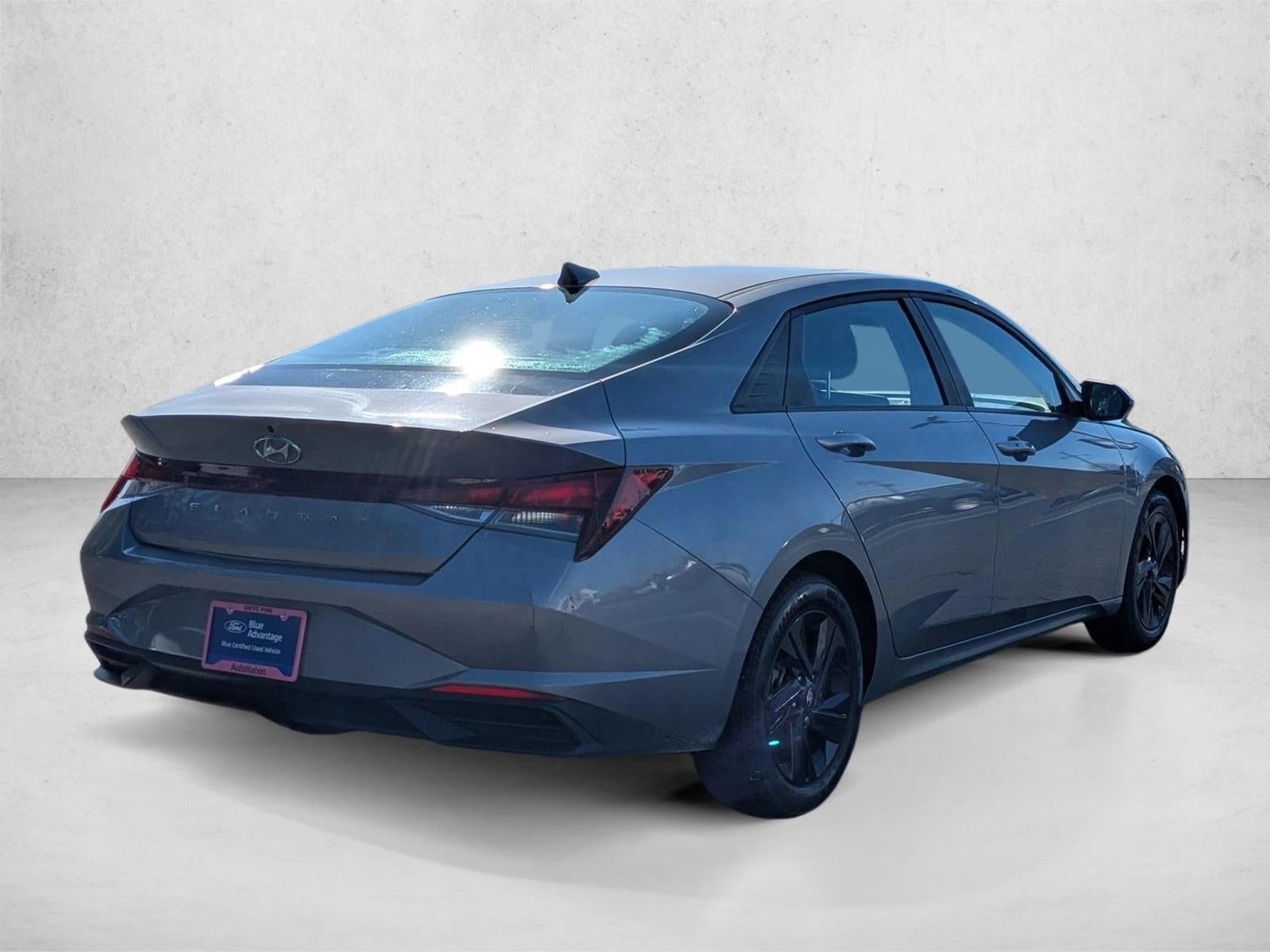 2023 Hyundai ELANTRA SEL IVT