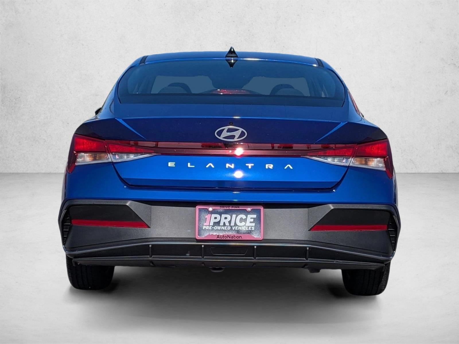 2024 Hyundai ELANTRA SEL IVT