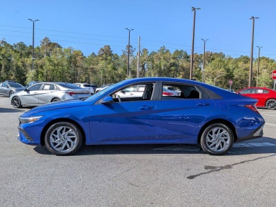2024 Hyundai ELANTRA SEL IVT