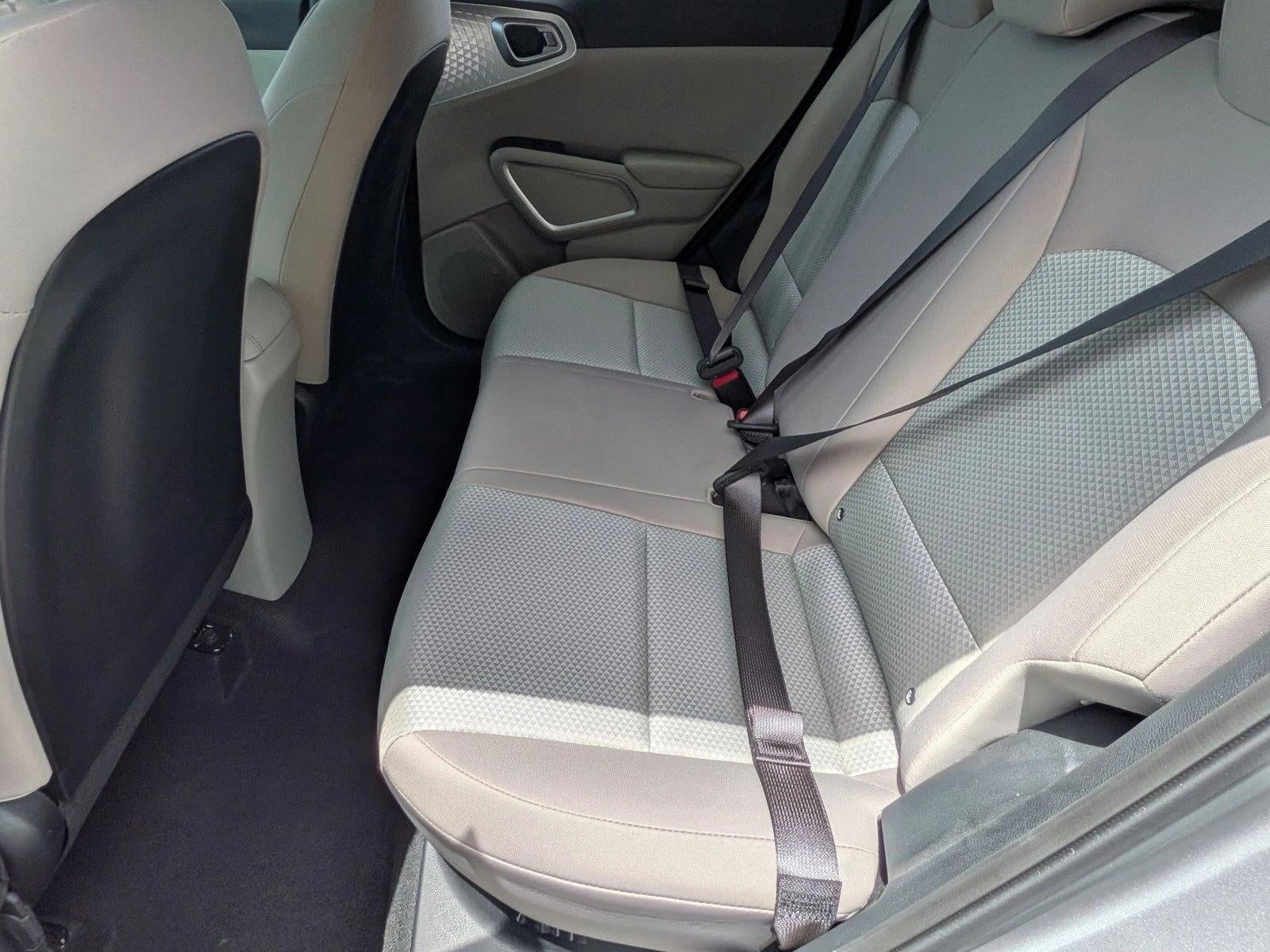 2022 Kia Soul LX IVT