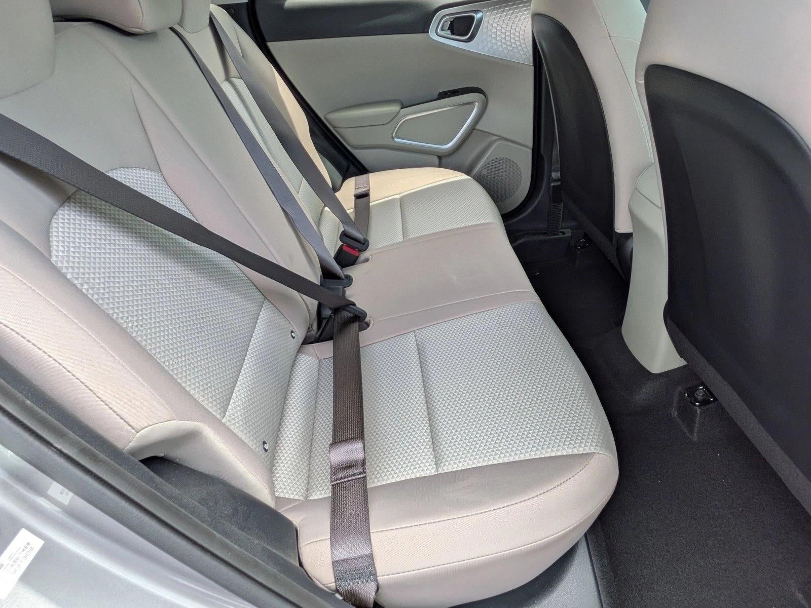 2022 Kia Soul LX IVT
