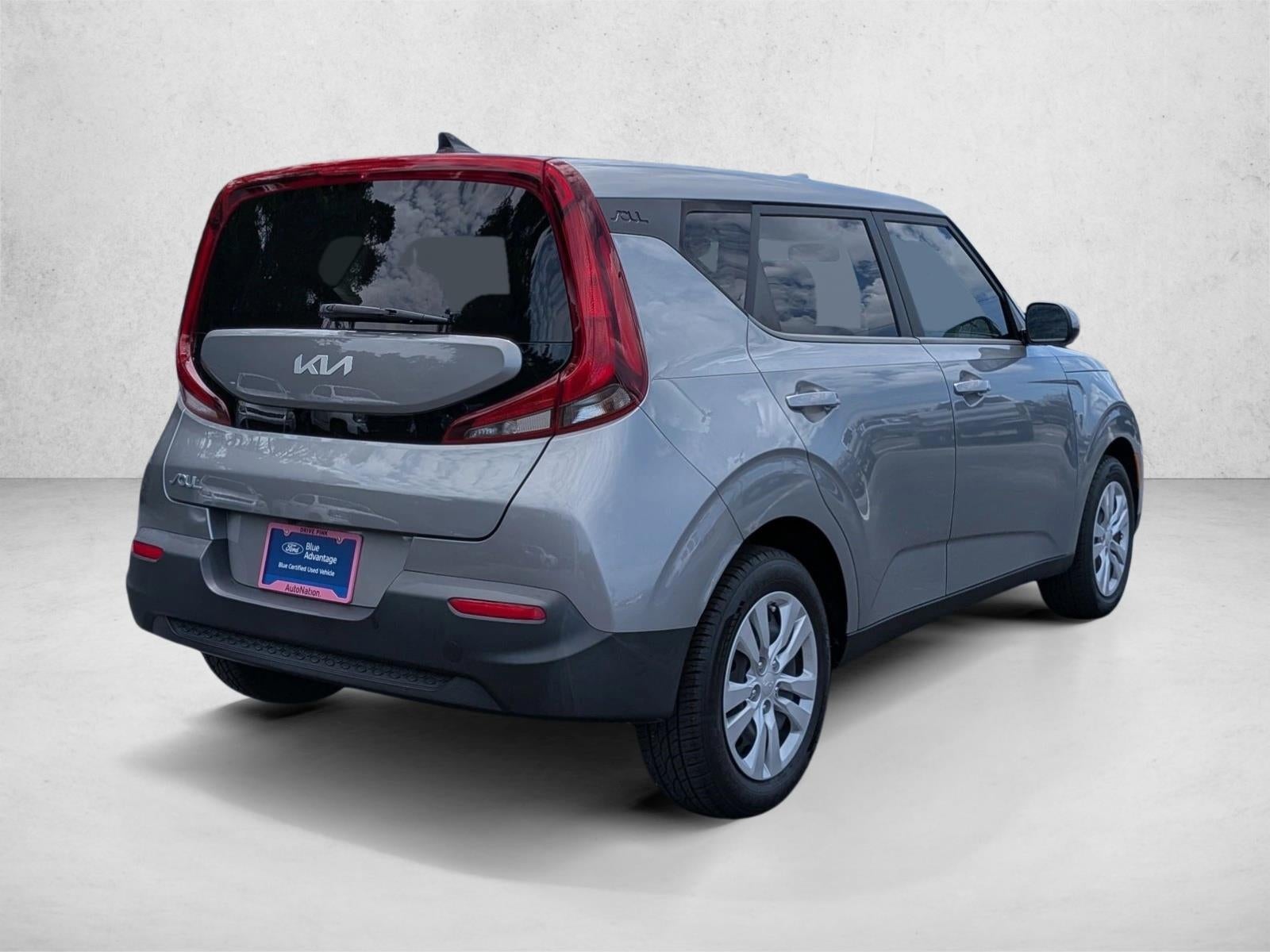 2022 Kia Soul LX IVT