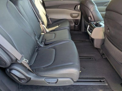 2025 Kia Carnival Hybrid SX FWD