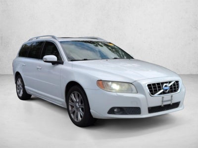 2010 Volvo V70 4dr Wgn R-Design w/Moonroof