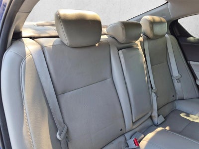 2017 Acura ILX Sedan w/Premium Pkg