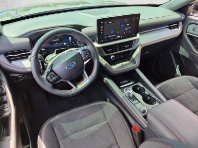 2025 Ford Explorer ST 4WD