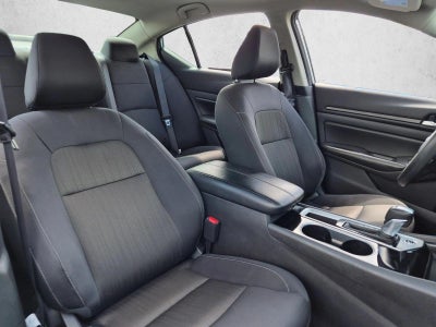2024 Nissan Altima 2.5 SV Sedan