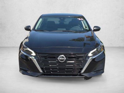 2024 Nissan Altima 2.5 SV Sedan