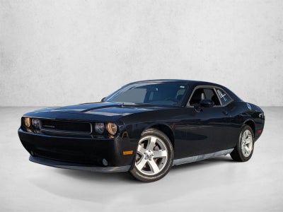 2013 Dodge Challenger 2dr Cpe SXT Plus