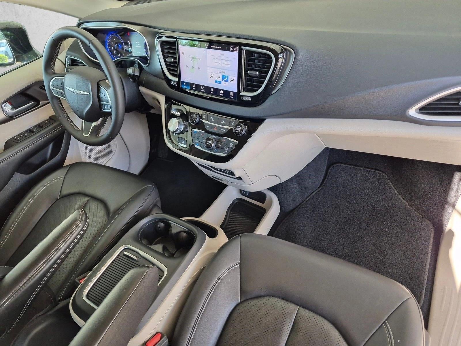 2024 Chrysler Pacifica Touring L FWD