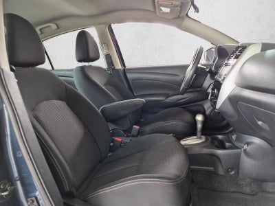 2017 Nissan Versa Sedan SV CVT