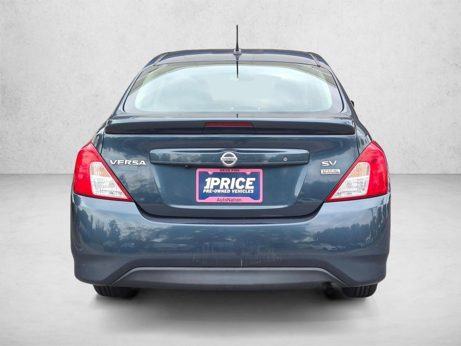 2017 Nissan Versa Sedan SV CVT