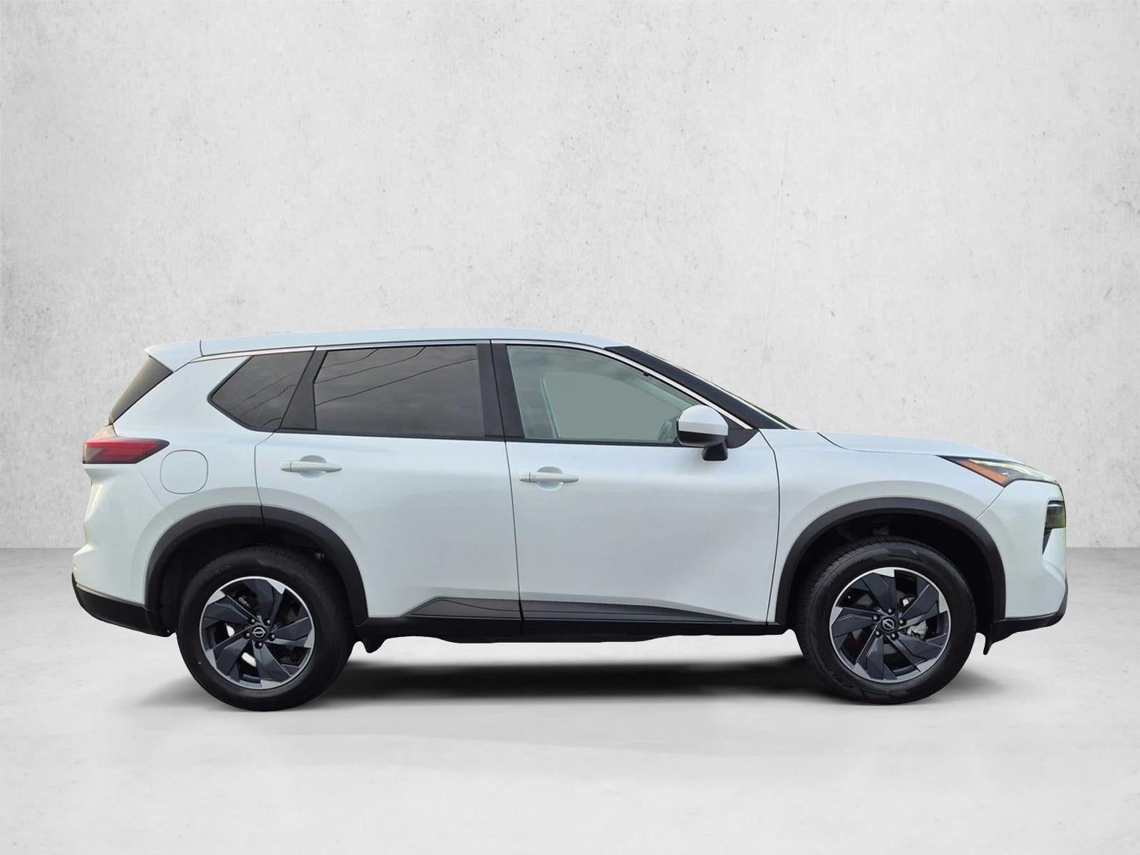 2024 Nissan Rogue FWD SV