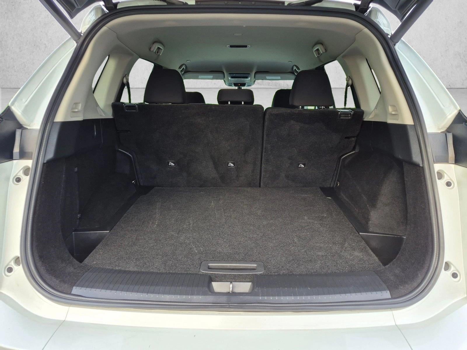 2024 Nissan Rogue FWD SV