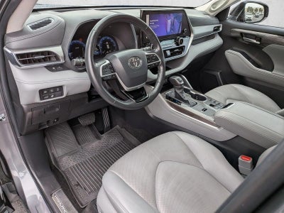 2024 Toyota Highlander Platinum FWD (Natl)