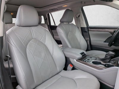 2024 Toyota Highlander Platinum FWD (Natl)