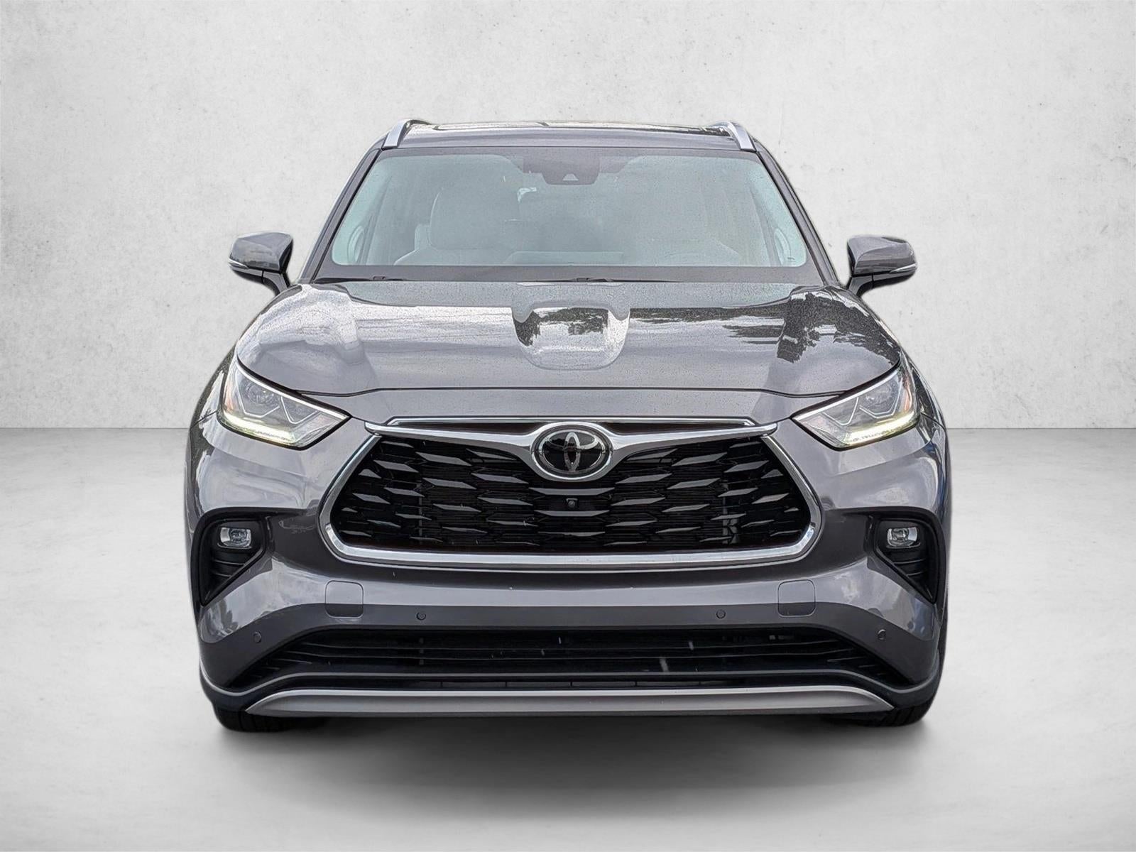 2024 Toyota Highlander Platinum FWD (Natl)