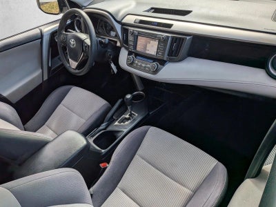 2015 Toyota RAV4 FWD 4dr XLE (GS)