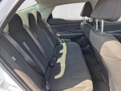 2024 Hyundai ELANTRA SEL IVT