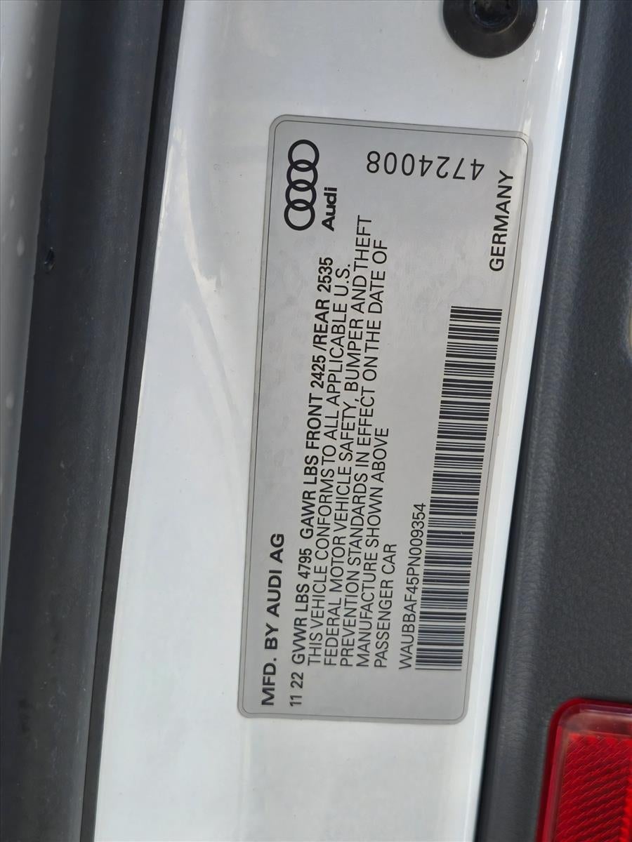 2023 Audi A4 Sedan Premium Plus 40 TFSI quattro