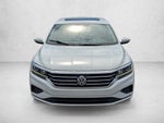 2022 Volkswagen Passat 2.0T SE Auto