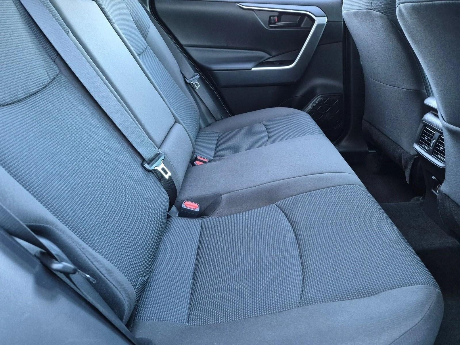 2025 Toyota RAV4 LE FWD (GS)