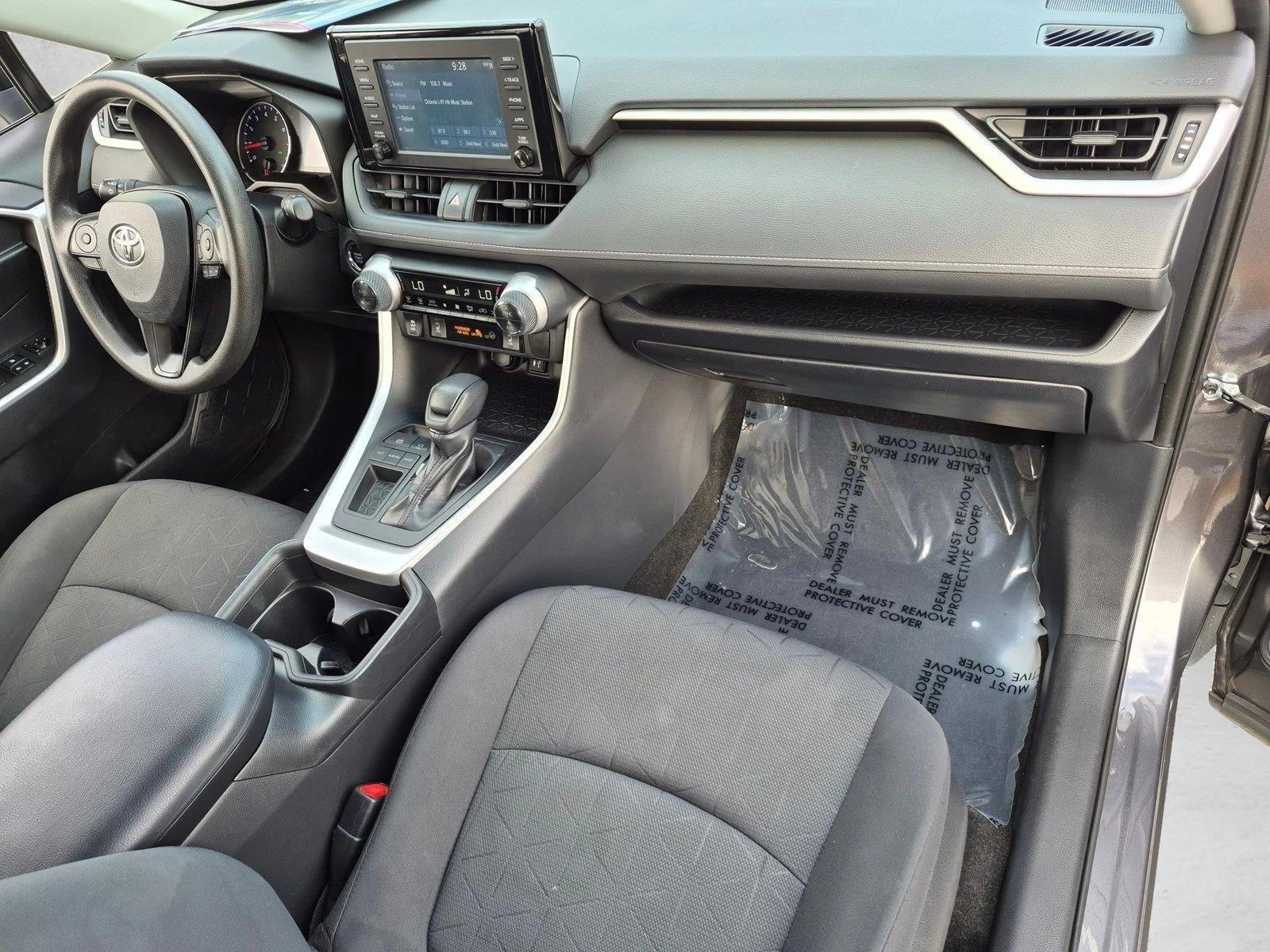 2019 Toyota RAV4 XLE FWD (GS)