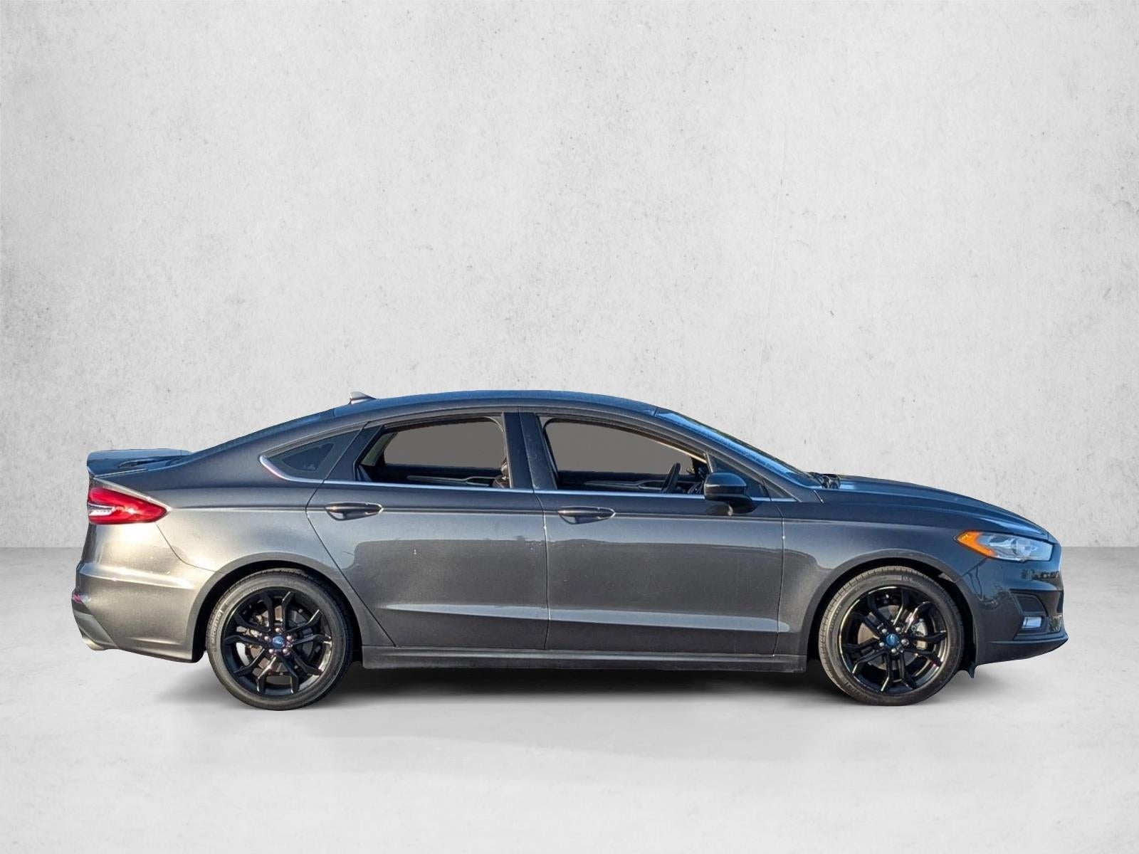 2019 Ford Fusion SE FWD