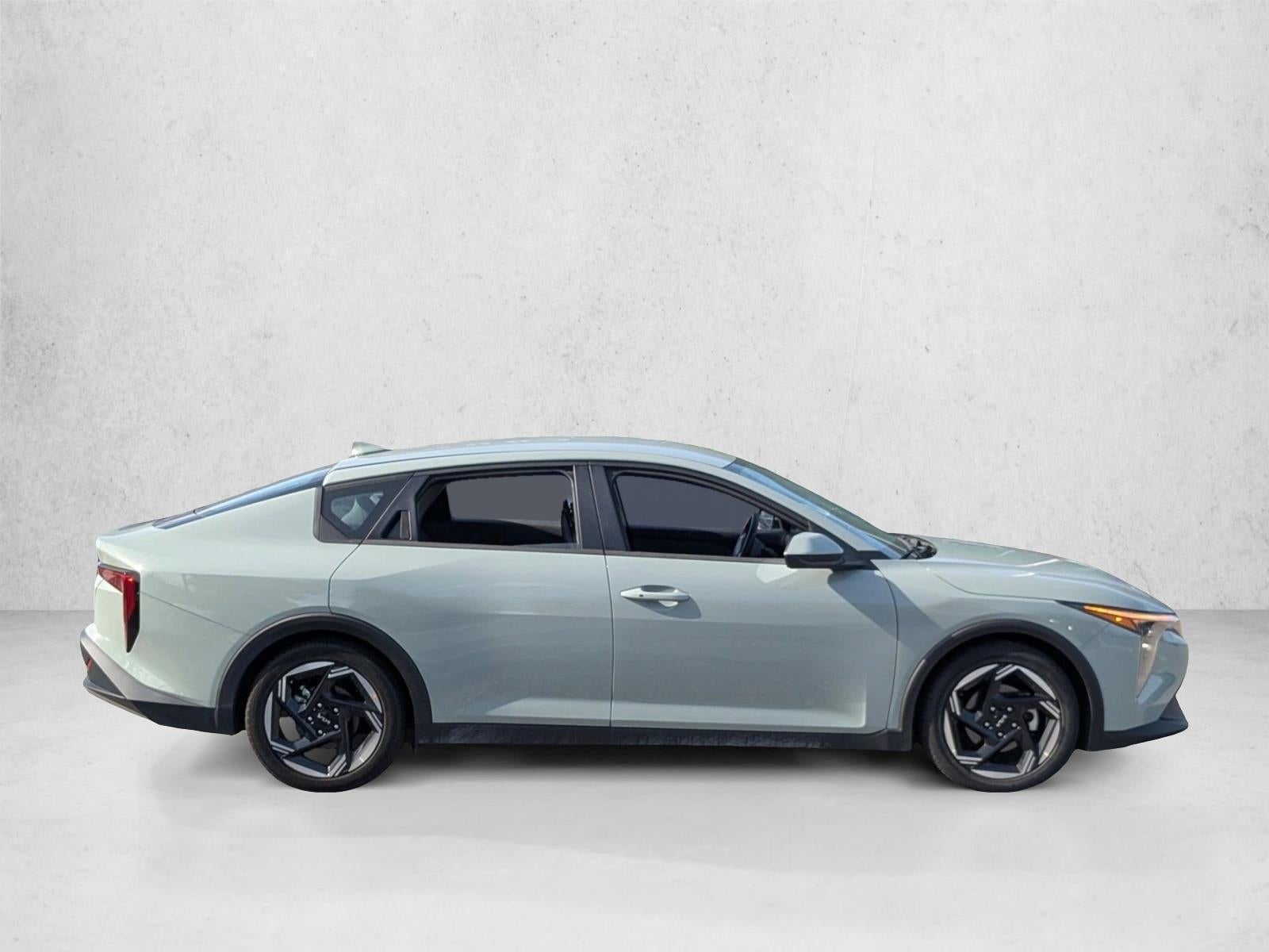 2025 Kia K4 EX FWD