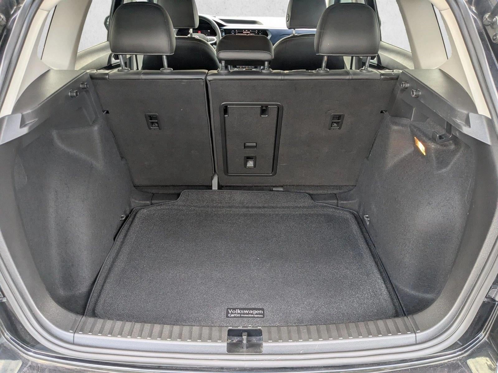 2022 Volkswagen Taos SE FWD