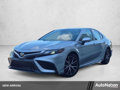 2024 Toyota Camry SE Auto (SE)