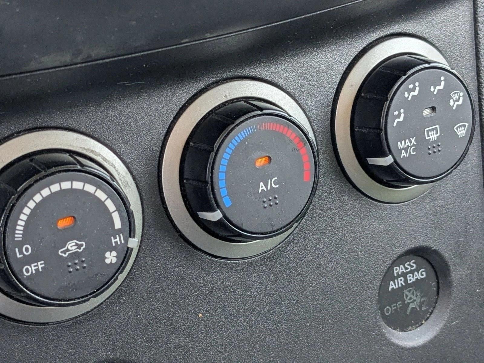 2015 Nissan Rogue Select FWD 4dr S