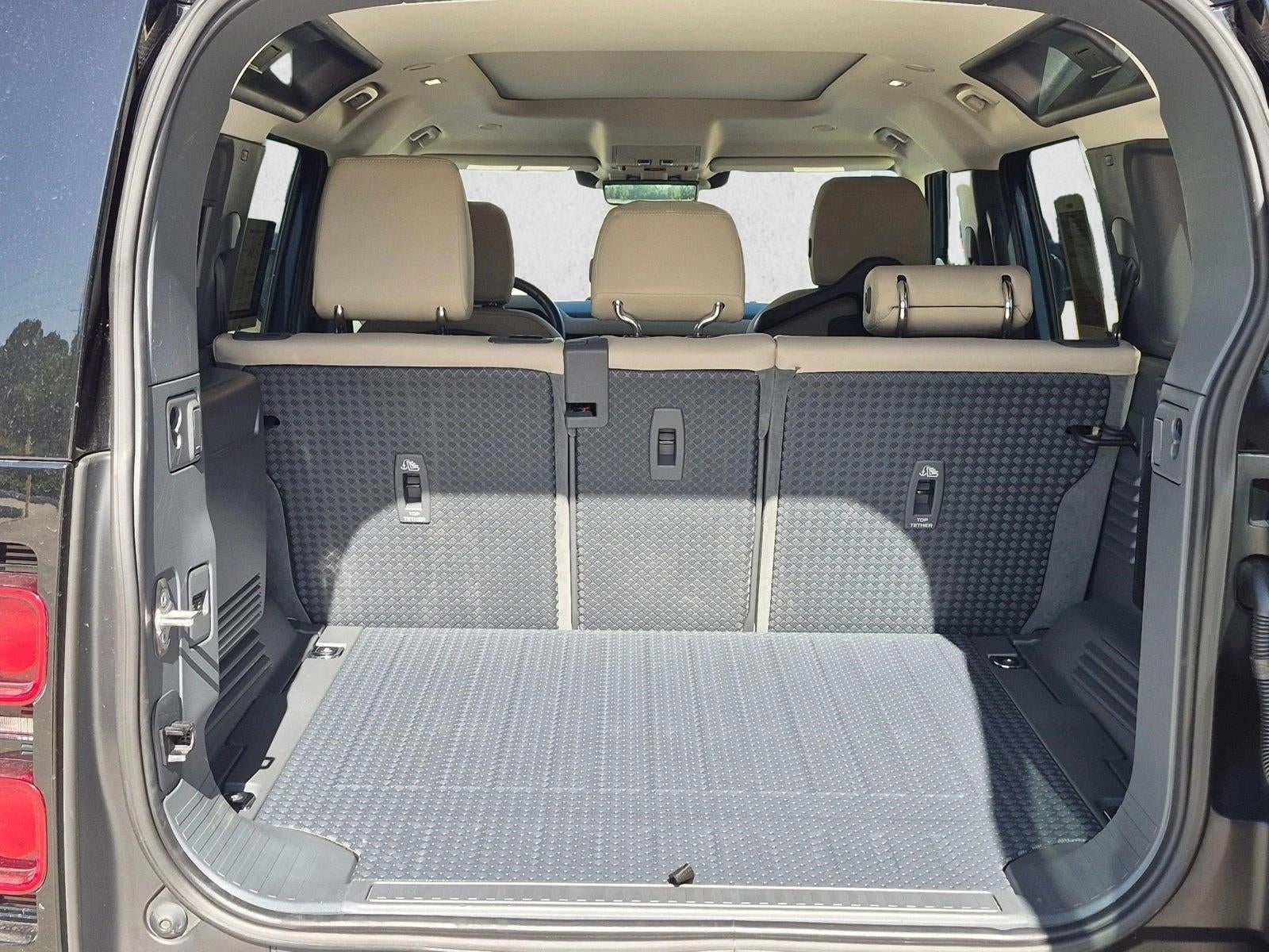 2021 Land Rover Defender 110 SE AWD