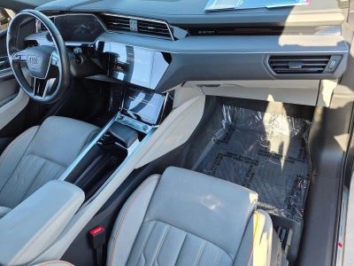2024 Audi Q8 e-tron Prestige quattro