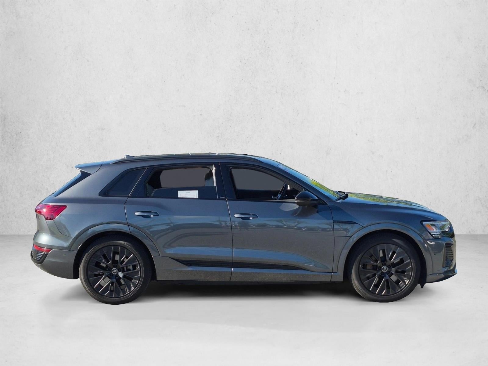 2024 Audi Q8 e-tron Prestige quattro