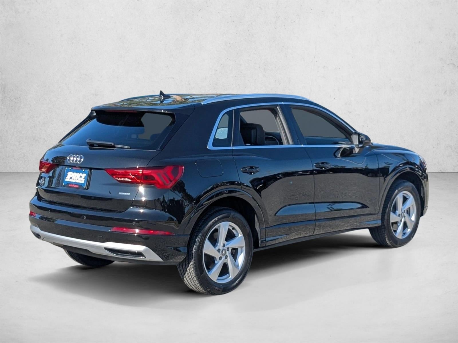 2020 Audi Q3 Premium 45 TFSI quattro